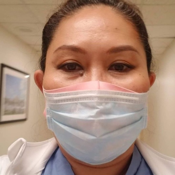 Meet your Posher, Rachel - Picture 4 of 9